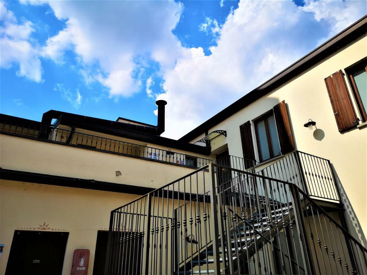 Antica Locanda Il Girasole Μόνζα Εξωτερικό φωτογραφία